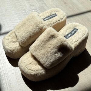 Fashion Nova Beige Plush Platform Slide Sandals